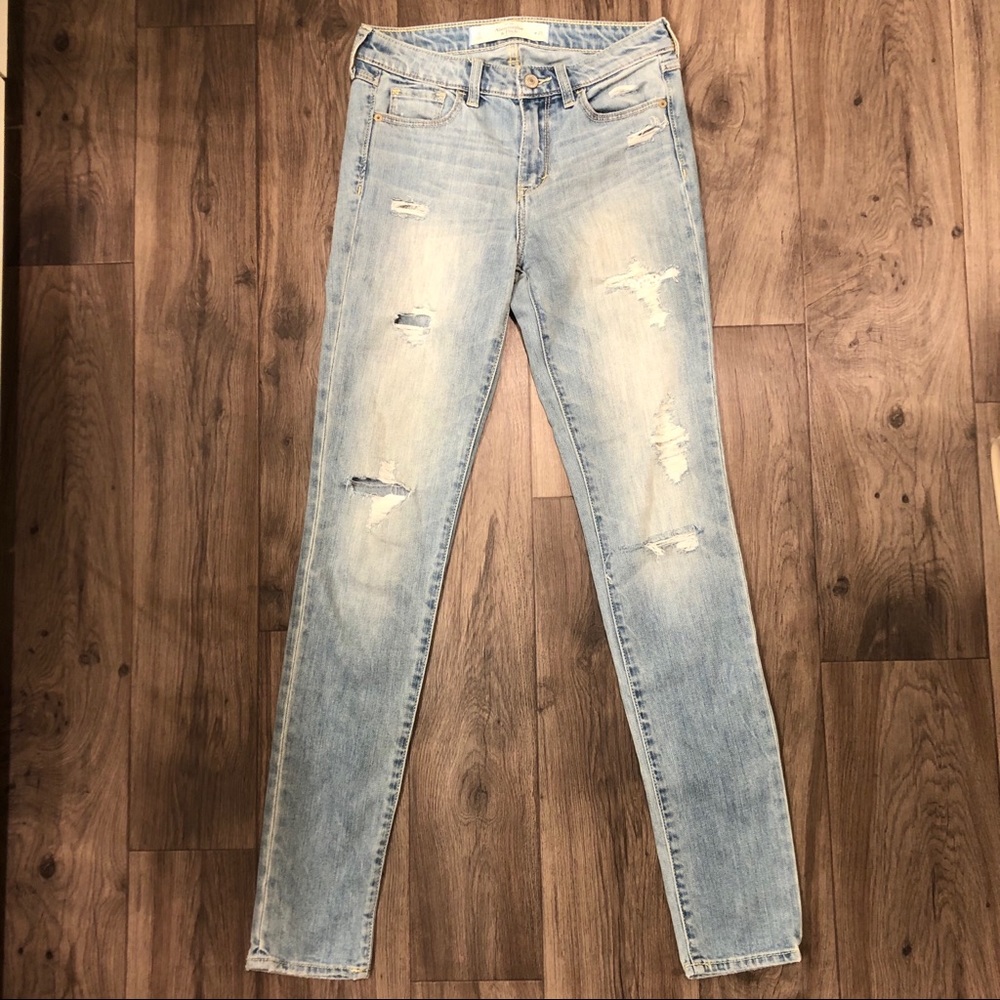 Abercrombie & Fitch High Waisted Jeans